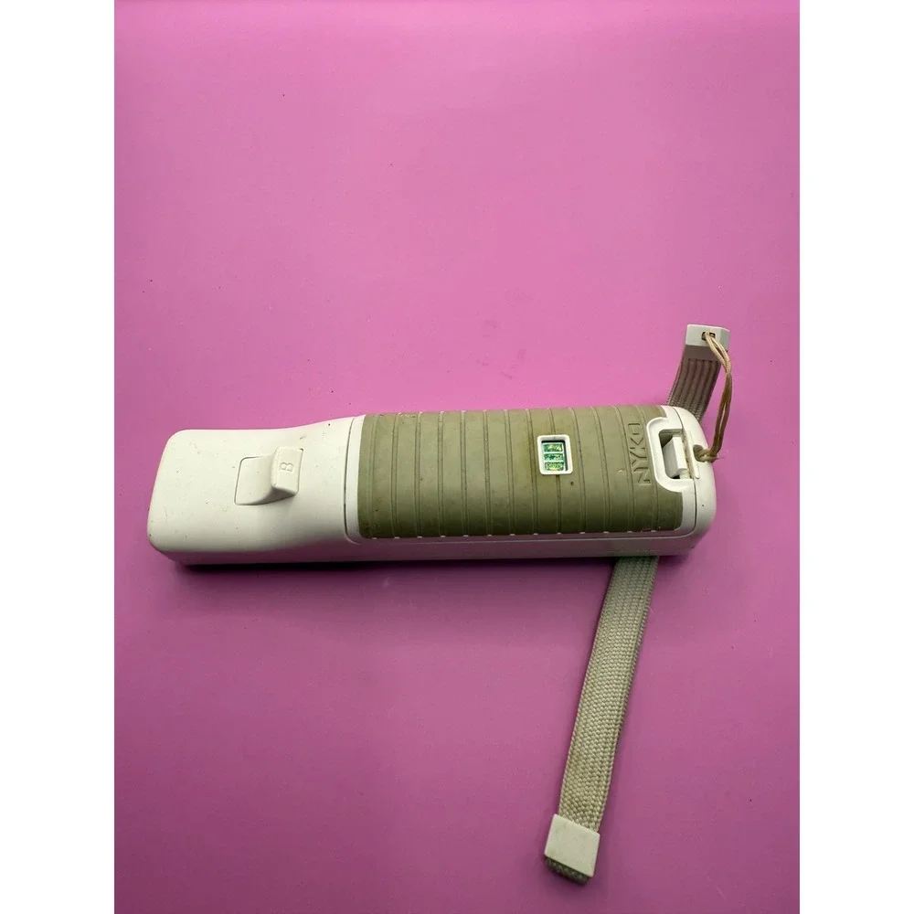 Nyko Wireless Remote Controller‎ for Nintendo Wii With Wrist Strap White